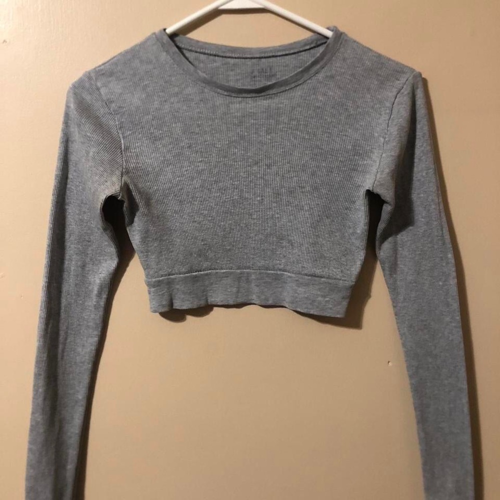 Brandy Melville Ribbed Crewneck Long Sleeve Top